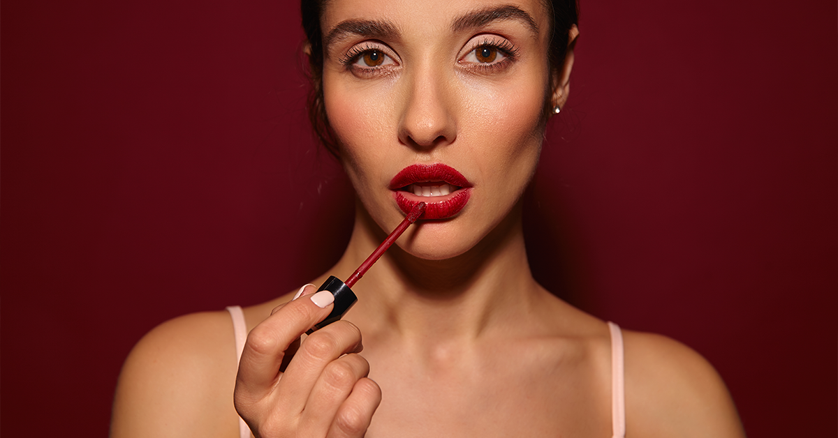 The beauty rules to wear Dark Red Lipstick