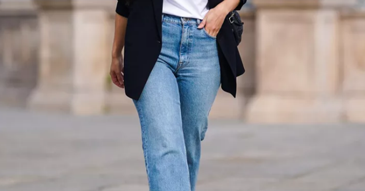 Mom Jeans: A new modern classic for this season