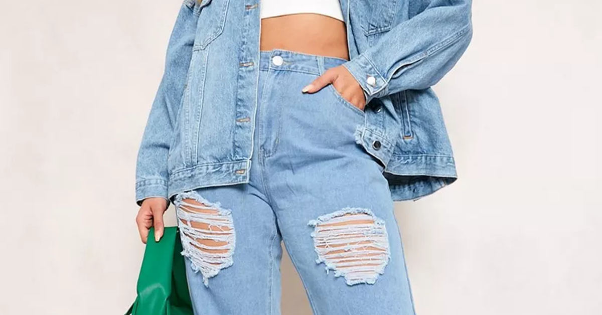 How to style Ripped Mom Jeans like a Fashion Icon