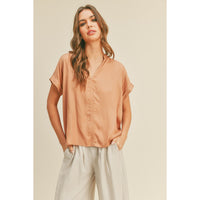 Blusa V-neck fluida camel