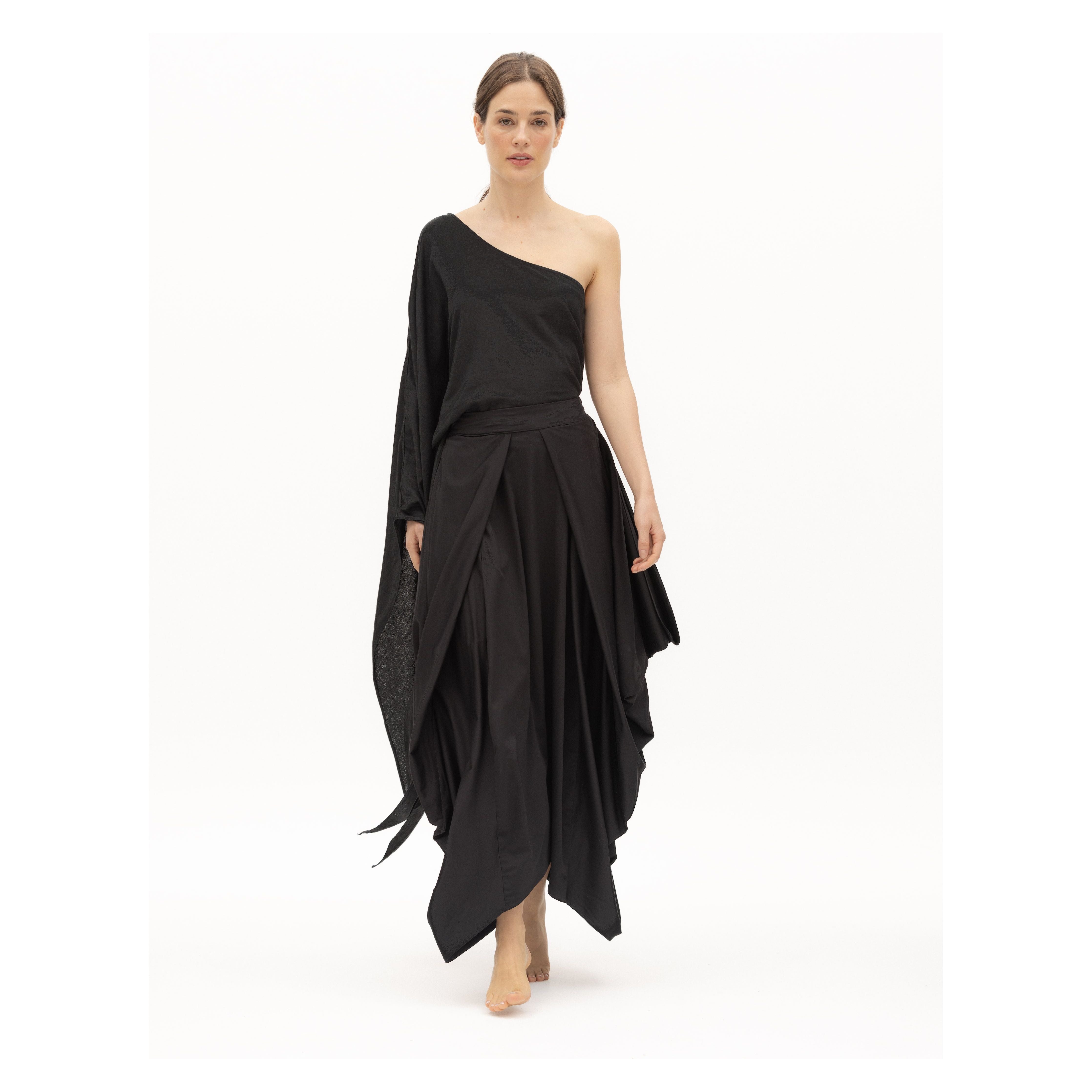 Black Myoma Skirt